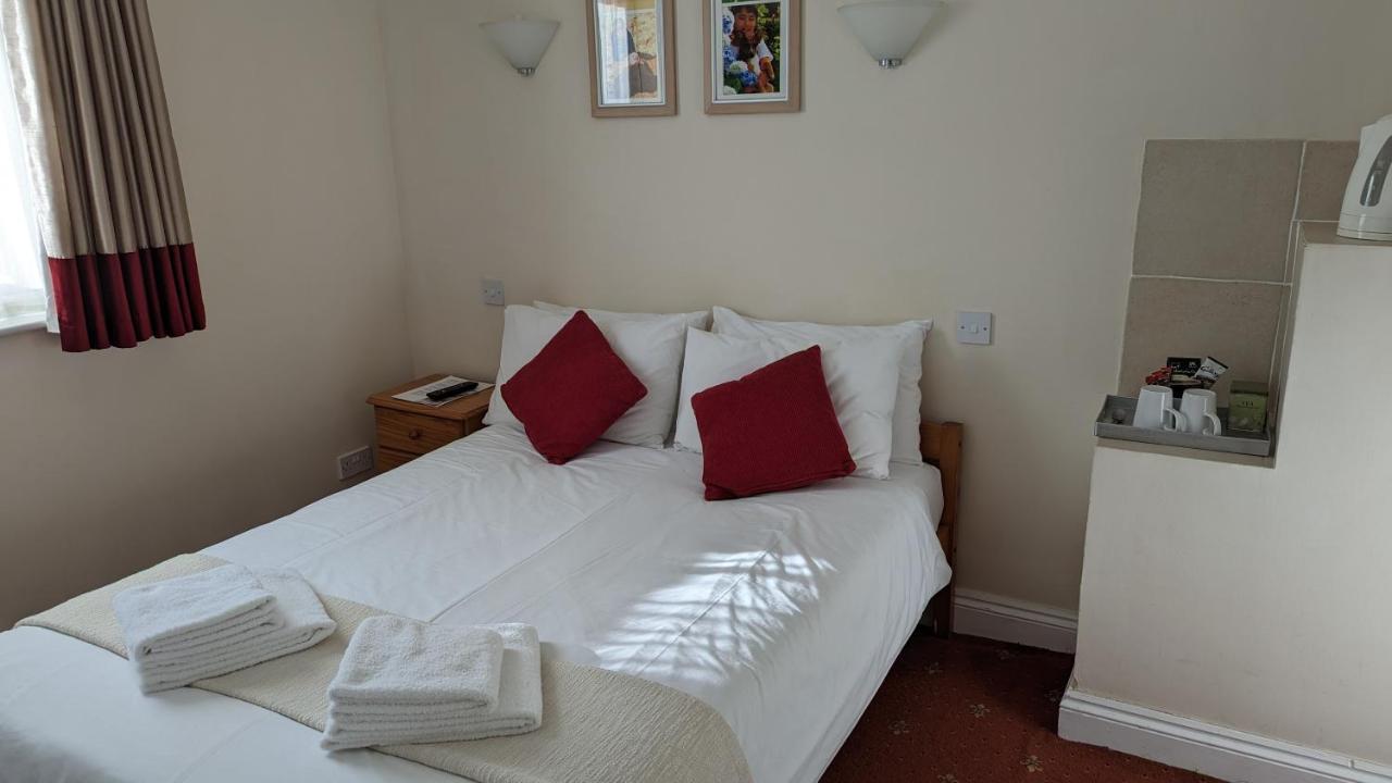 Ivybridge Guesthouse Fishguard Exterior photo