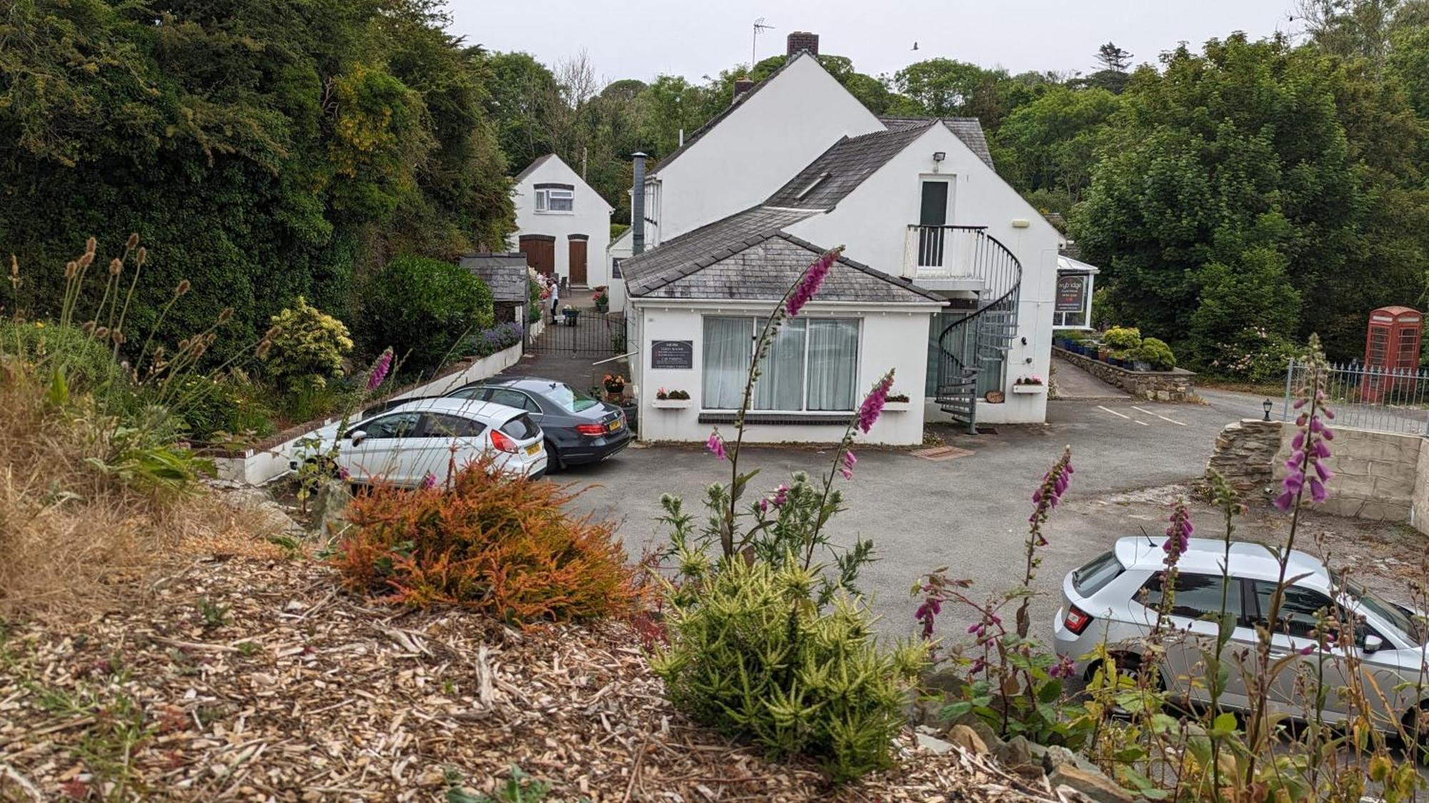 Ivybridge Guesthouse Fishguard Exterior photo
